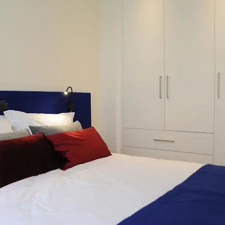 Lisbonne Apartament *